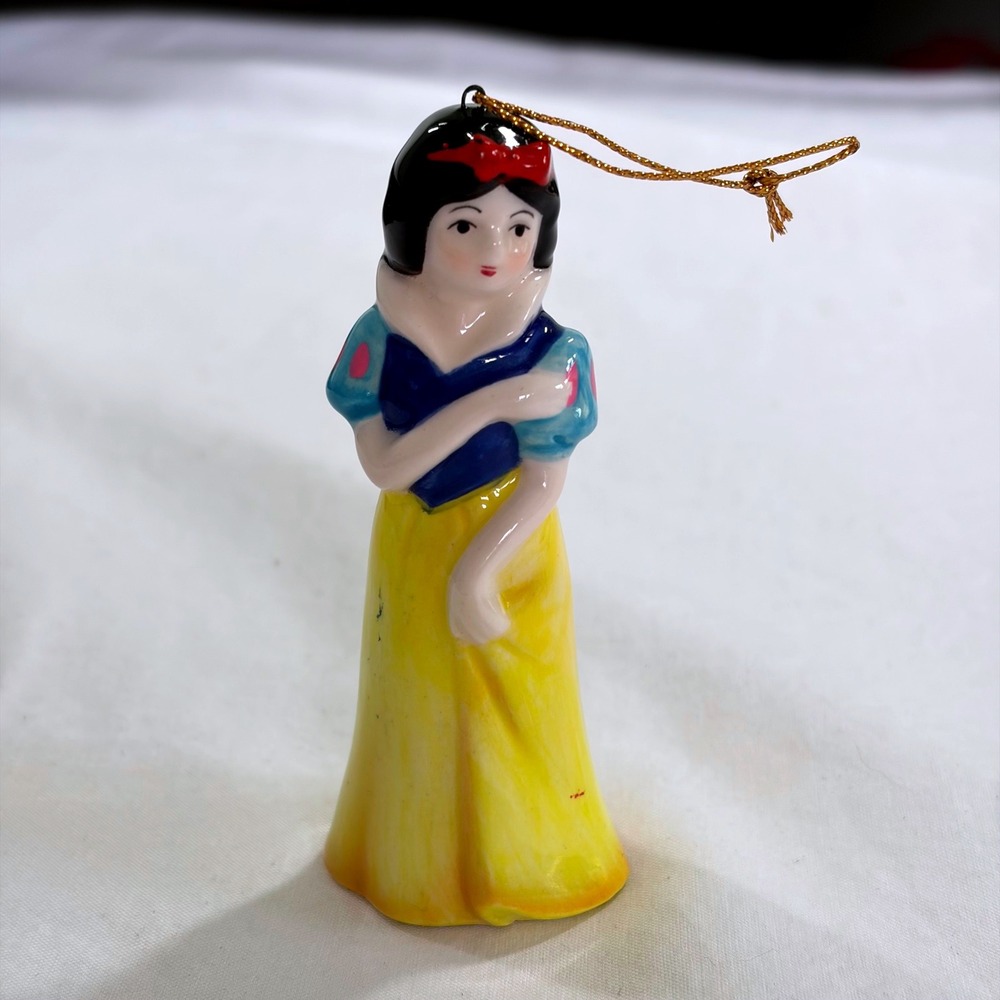 Vintage Disney Snow White Ceramic Ornament Japan Porcelain Princess Figurine